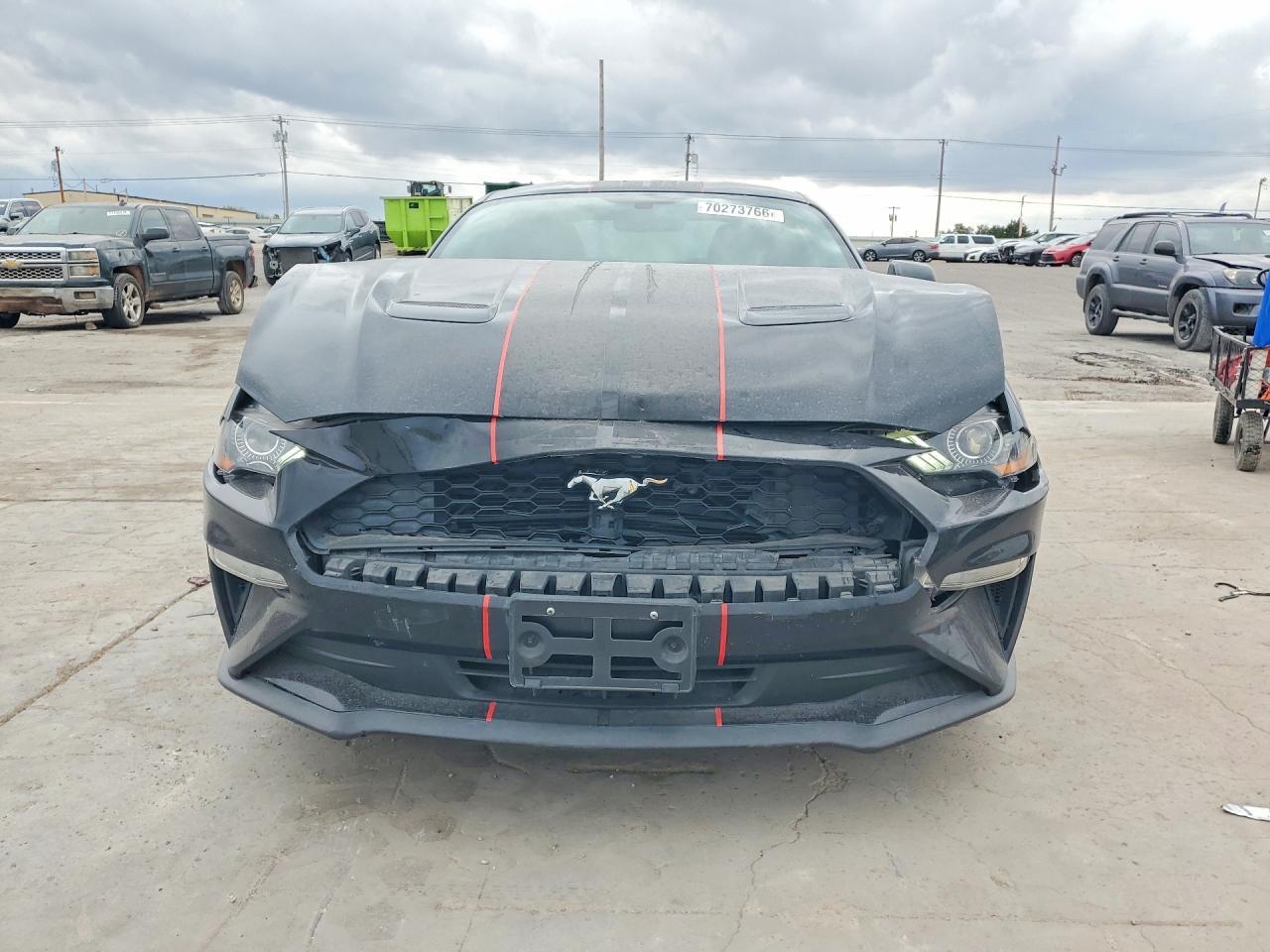 2018 Ford Mustang - zdjęcie 5