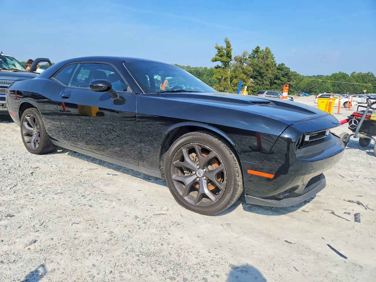 2017 Dodge Challenger Sxt - zdjęcie 4
