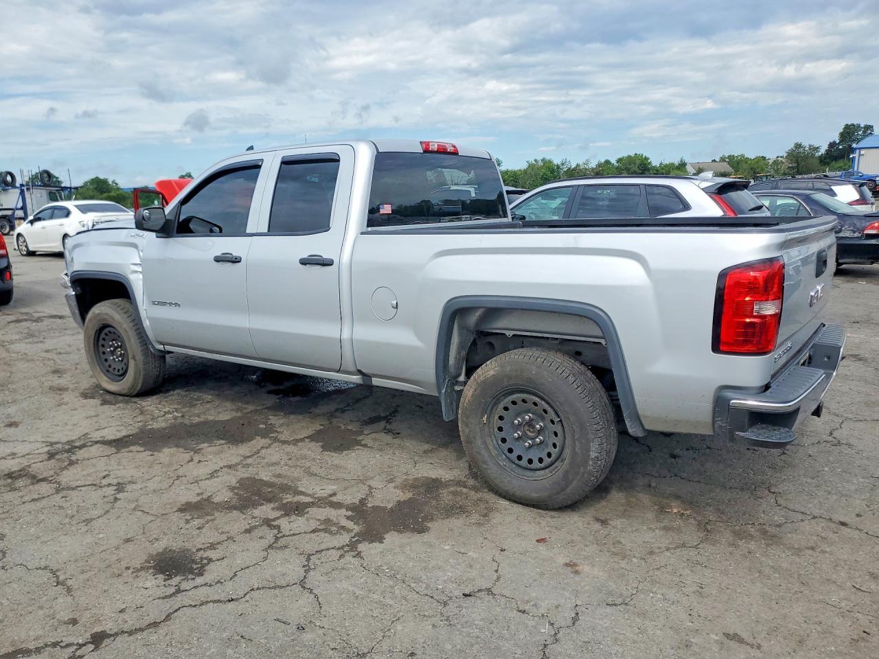 2016 GMC Sierra K1500 - zdjęcie 2