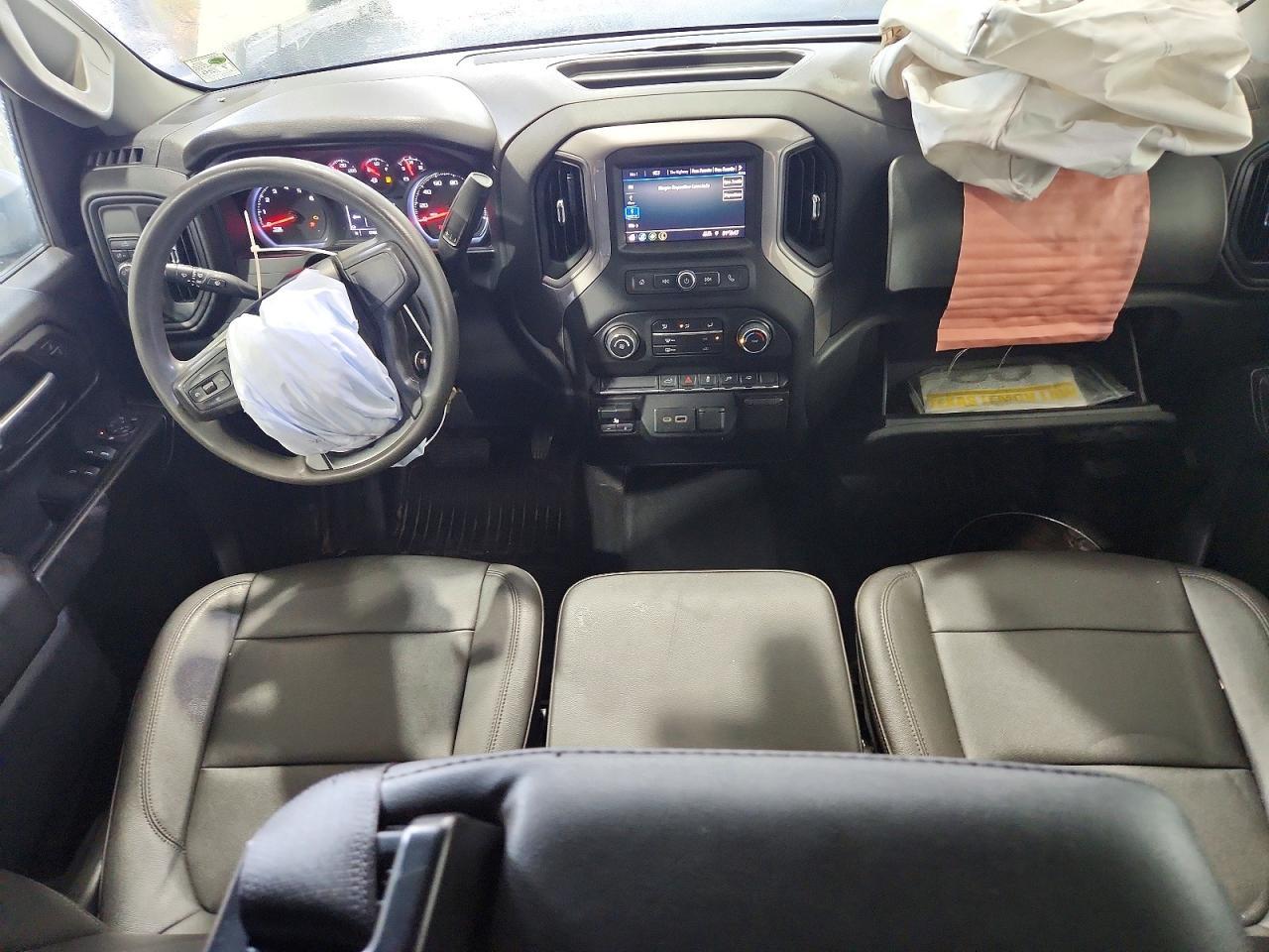 2022 Chevrolet Silverado C2500 Heavy Duty - zdjęcie 8