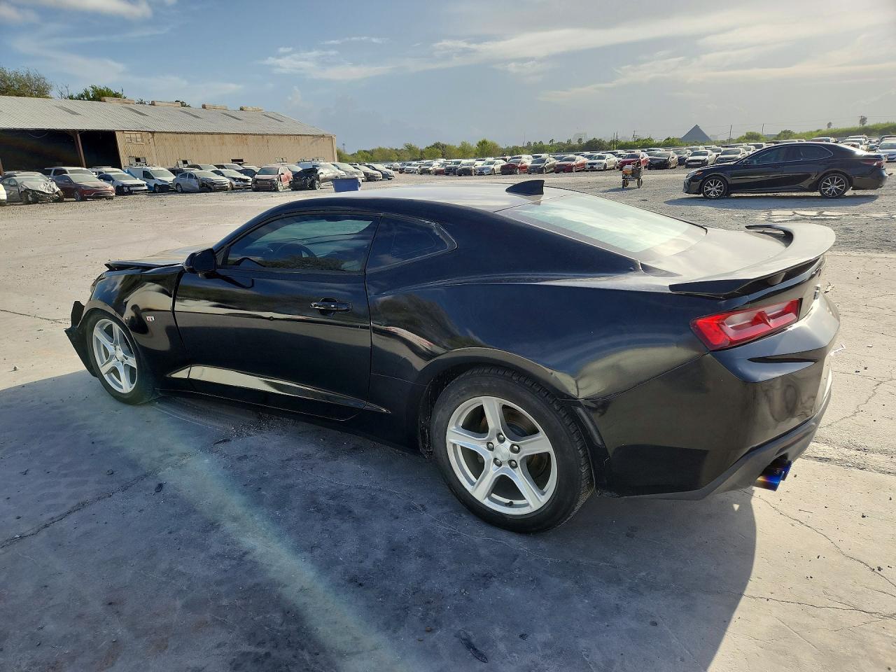2016 Chevrolet Camaro Lt - zdjęcie 2