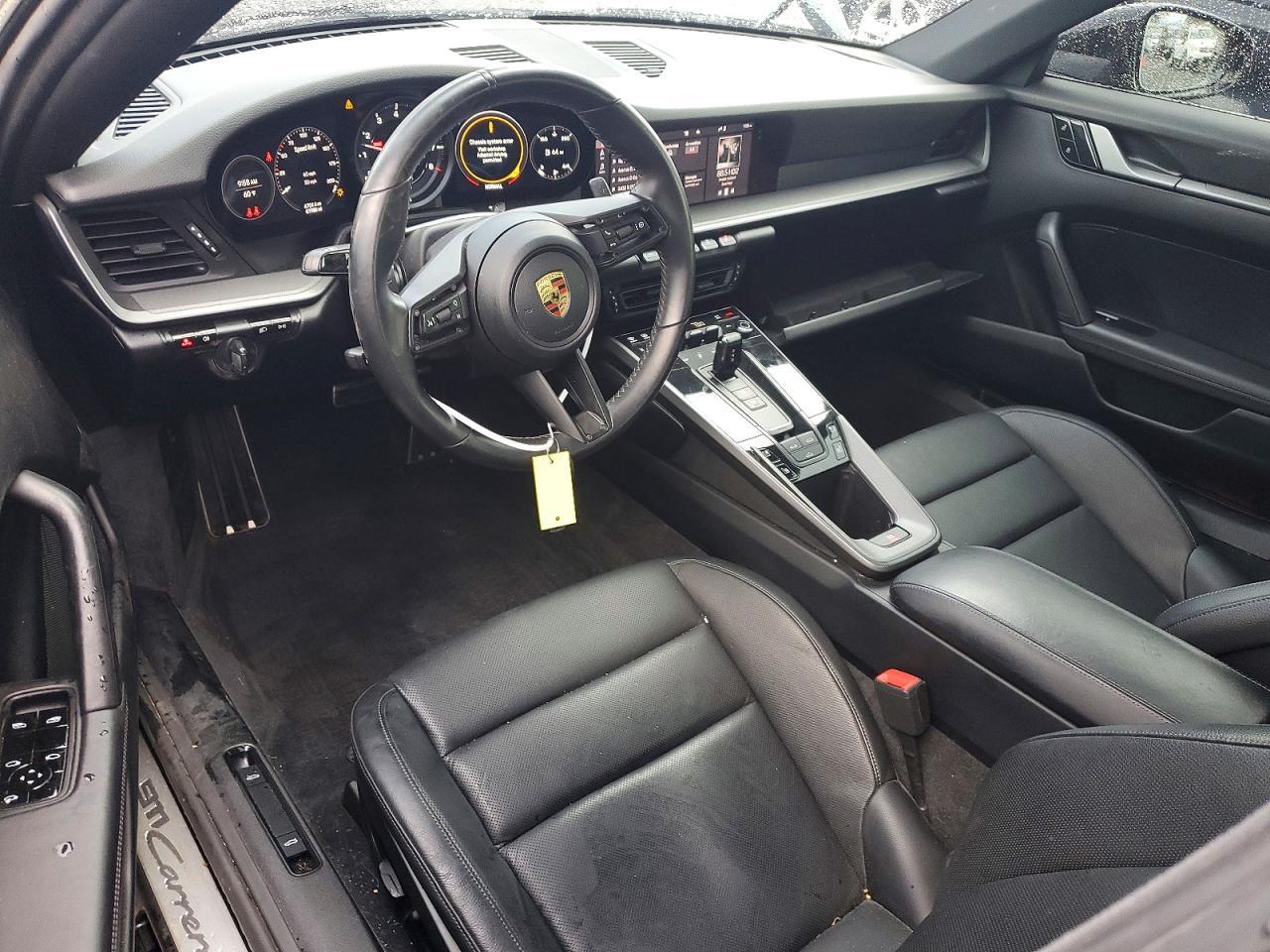 2021 Porsche 911 Carrera - zdjęcie 8
