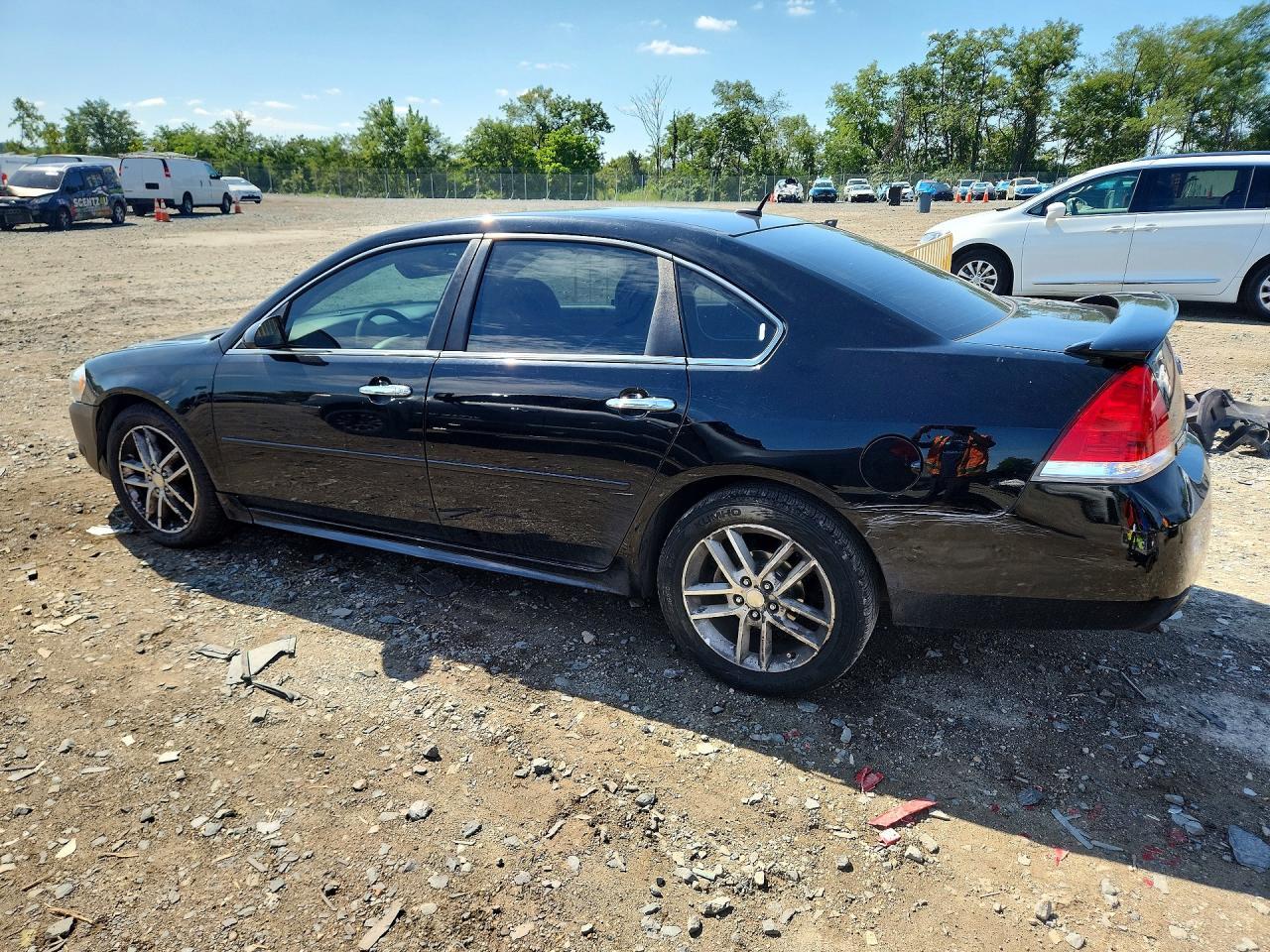 2016 Chevrolet Impala Limited Ltz - zdjęcie 2