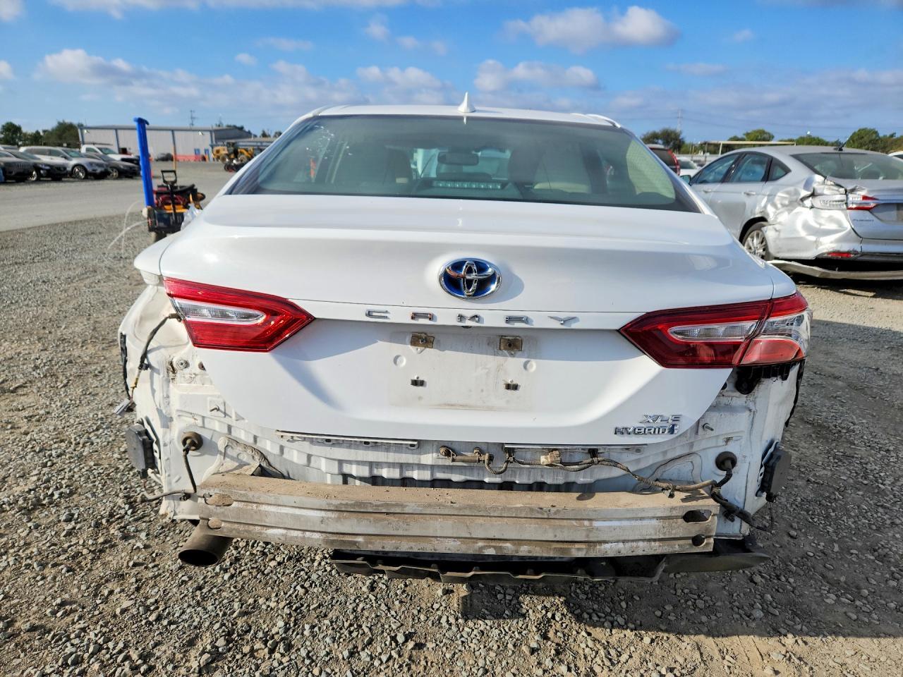 2018 Toyota Camry Hybrid Xle - zdjęcie 6