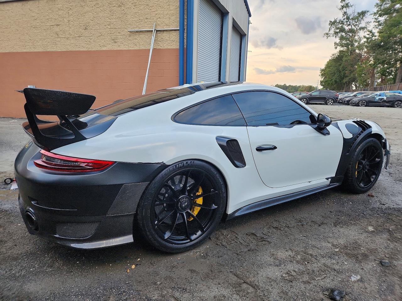 2018 Porsche 911 Gt2 Rs - zdjęcie 3