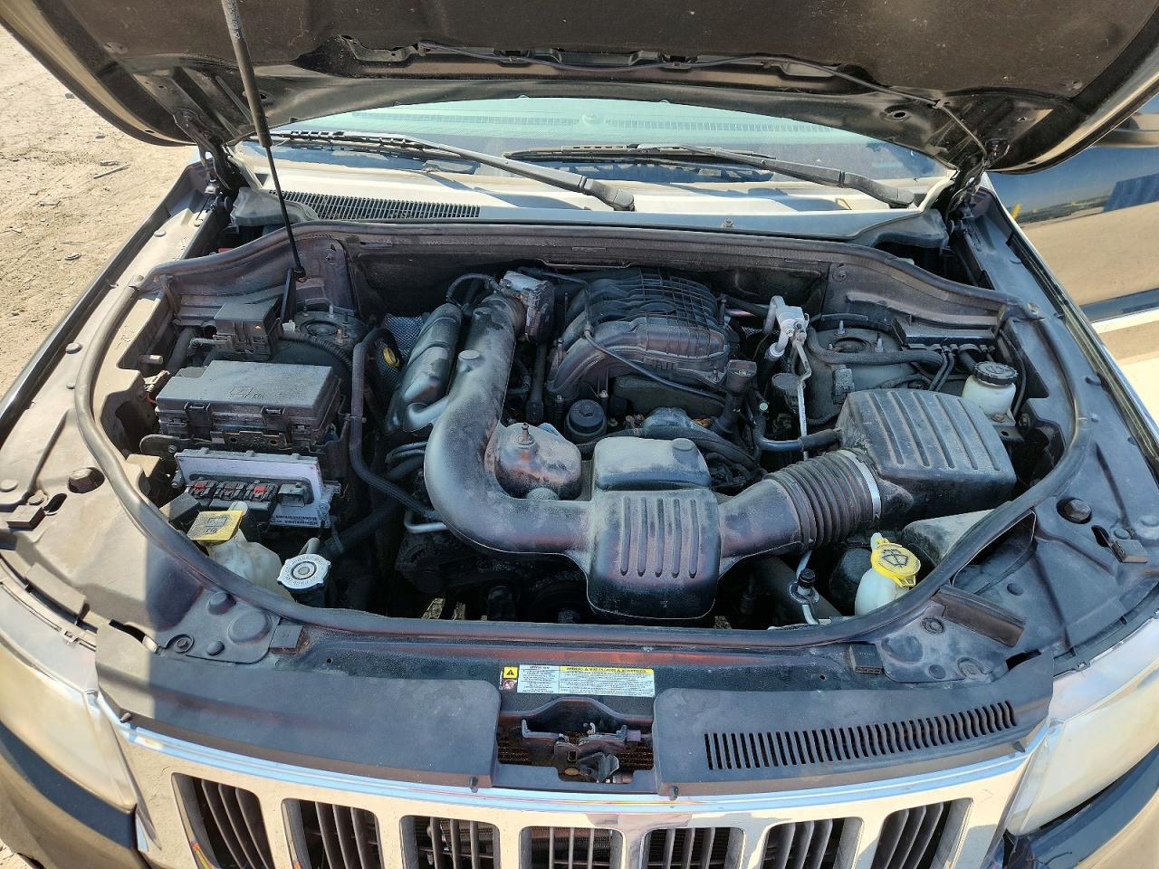 2013 Jeep Grand Cherokee Laredo - zdjęcie 12