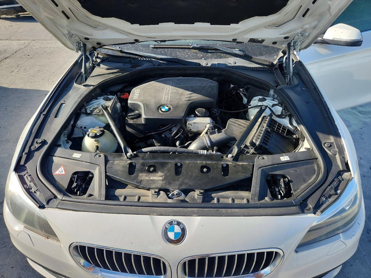 2014 BMW 528 I - zdjęcie 11