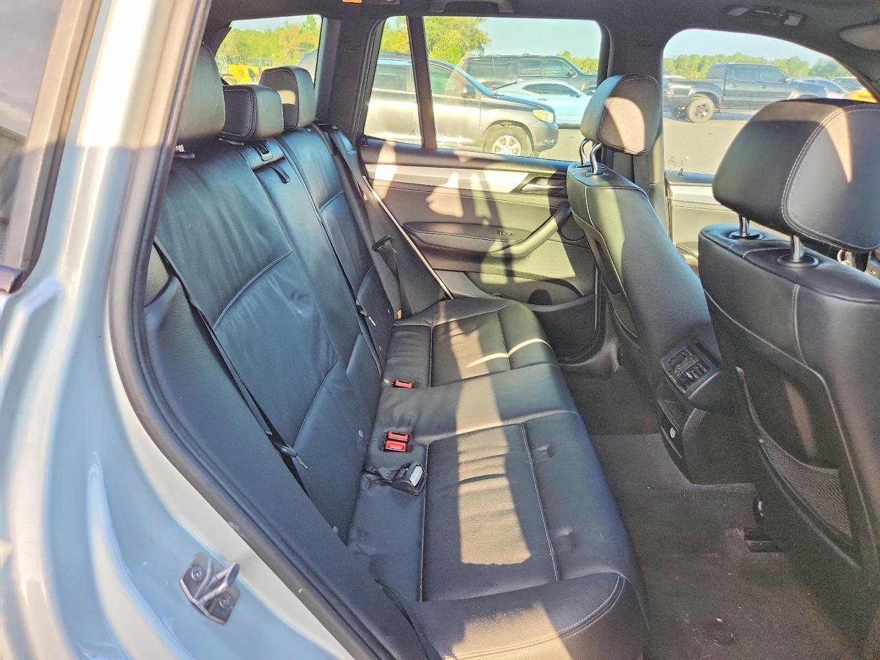 2016 BMW X3 xDrive28I - zdjęcie 11