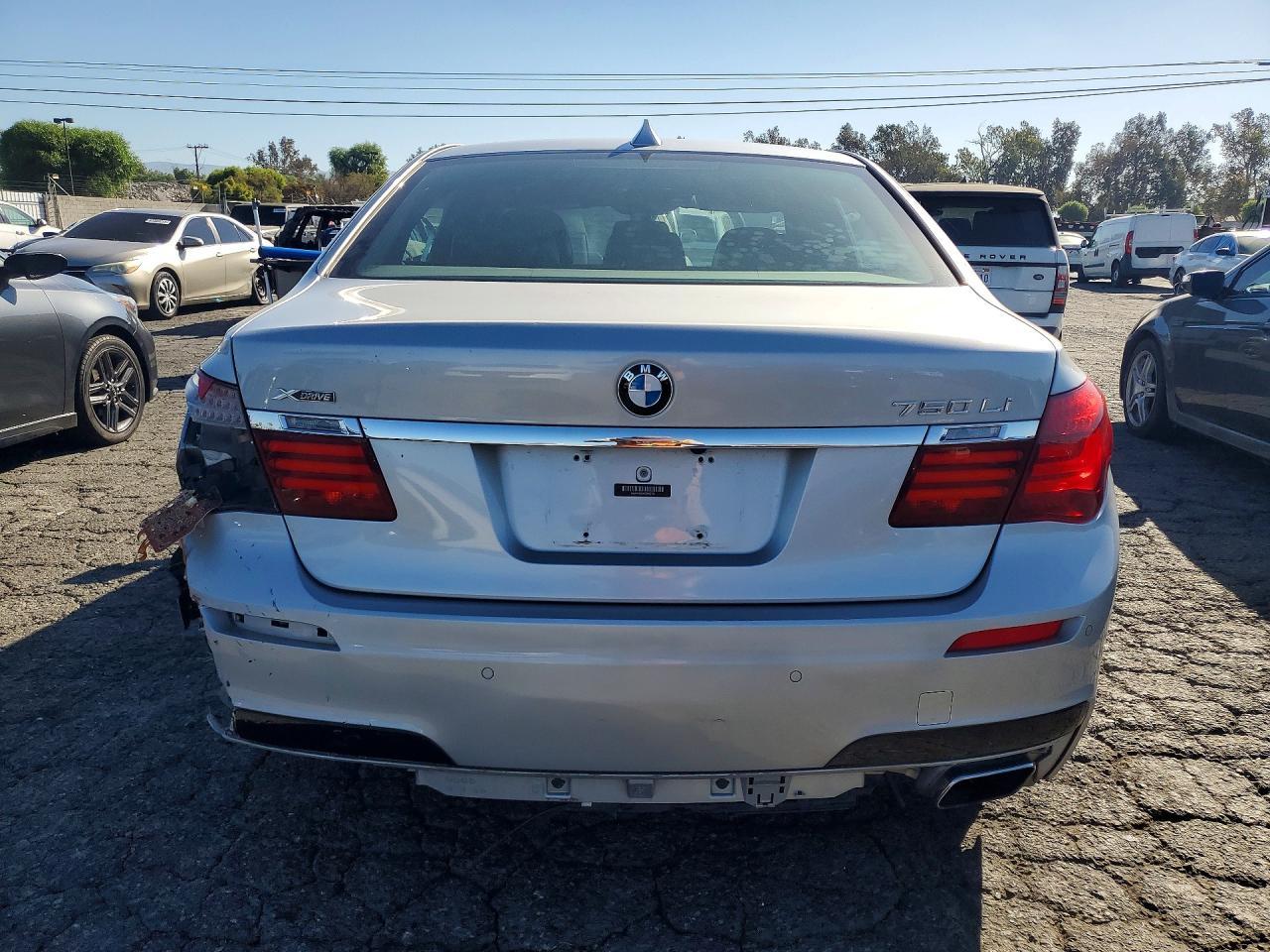 2014 BMW 750 Lxi - zdjęcie 6