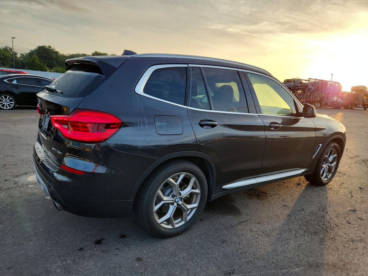 2020 BMW X3 Sdrive30I - zdjęcie 3
