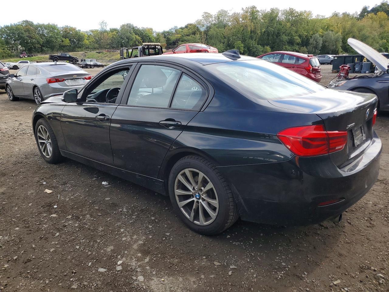2018 BMW Seria 3 320i - zdjęcie 2