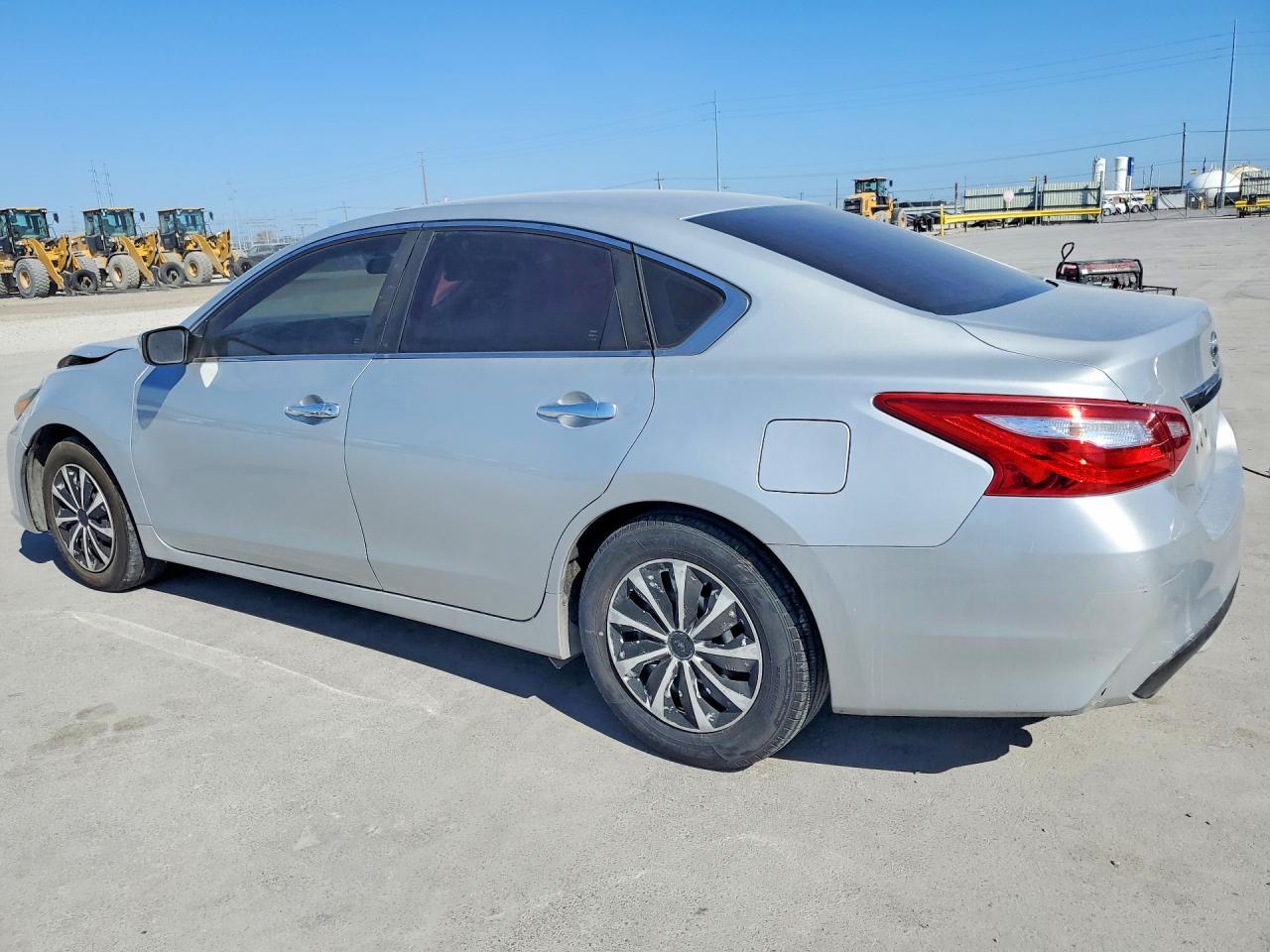 2016 Nissan Altima 2.5 S - zdjęcie 2