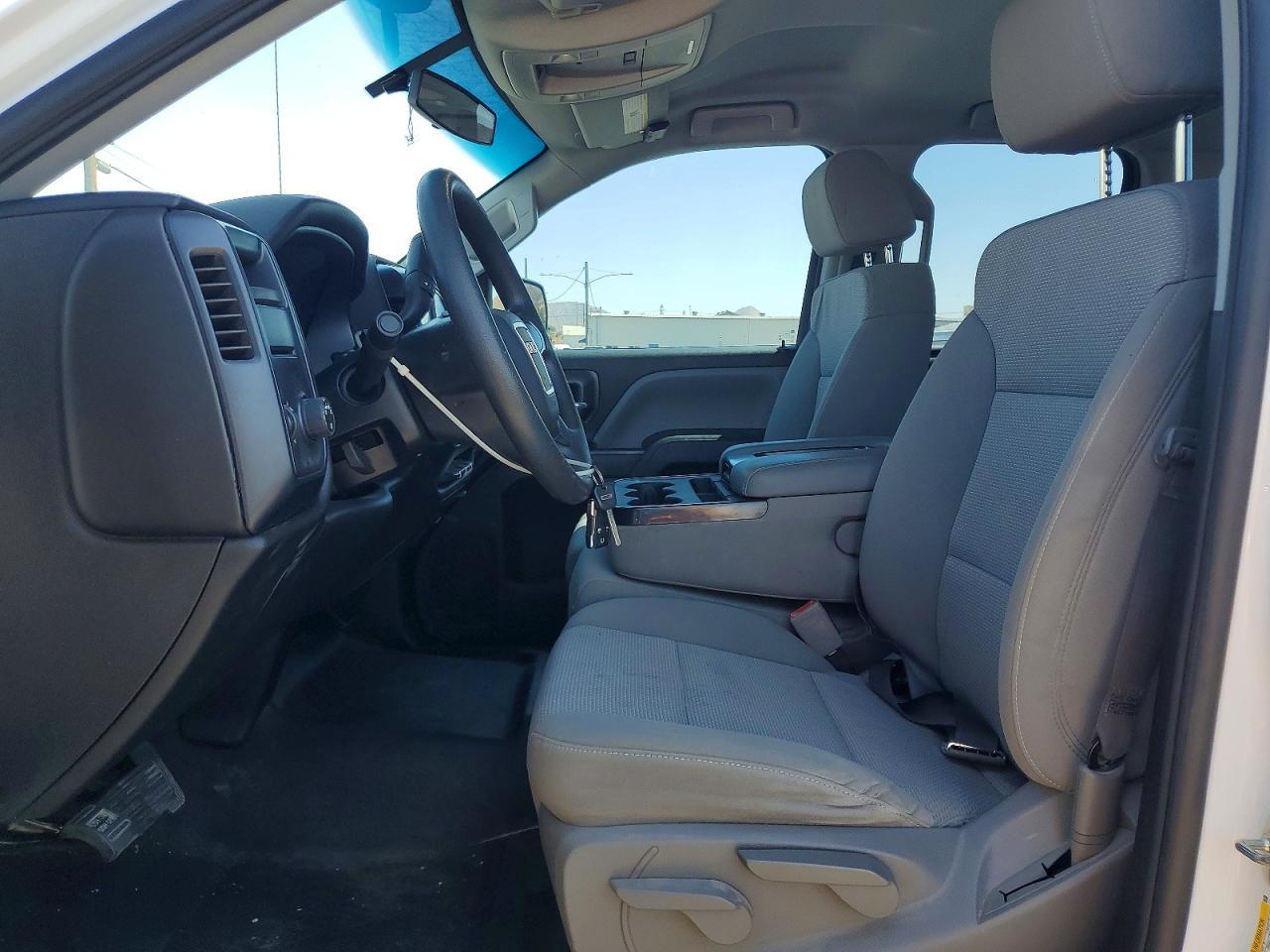 2018 GMC Sierra C1500 - zdjęcie 7
