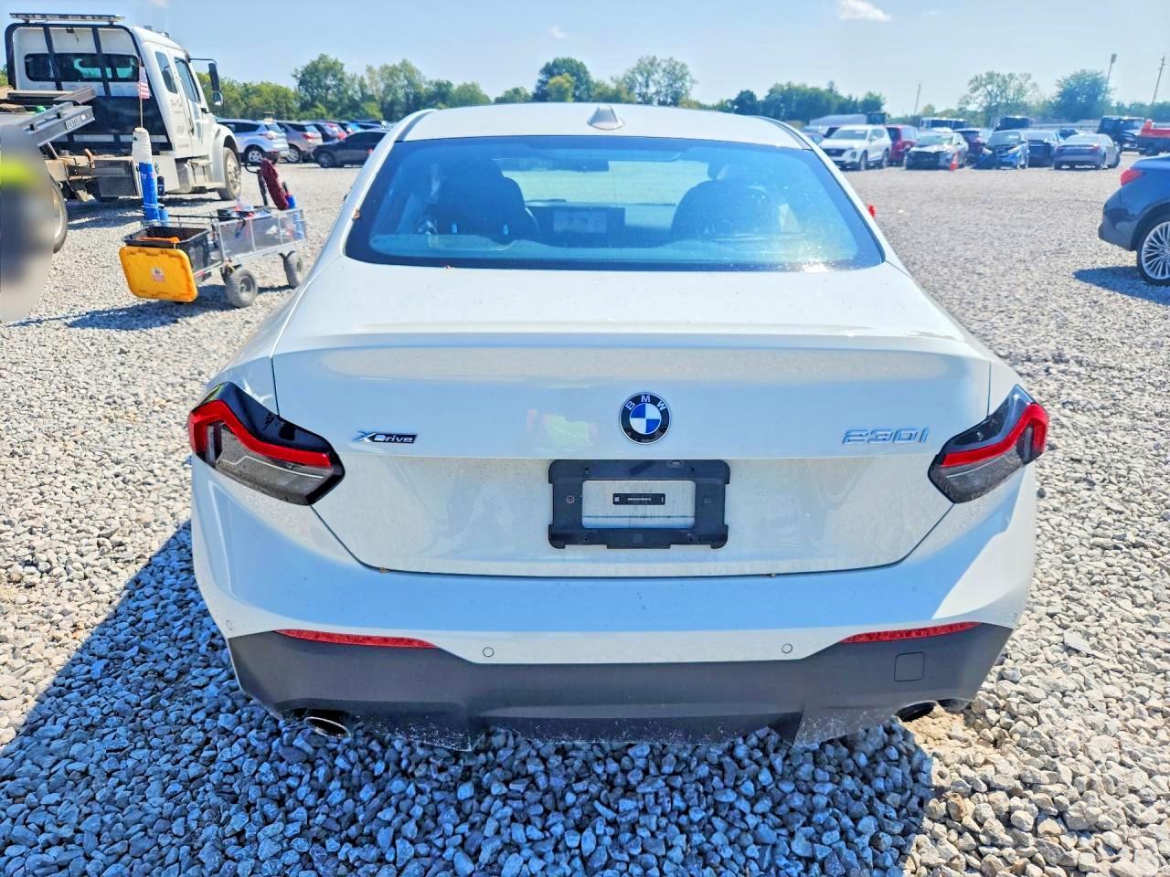 2024 BMW Seria 2 Coupe 230i - zdjęcie 6