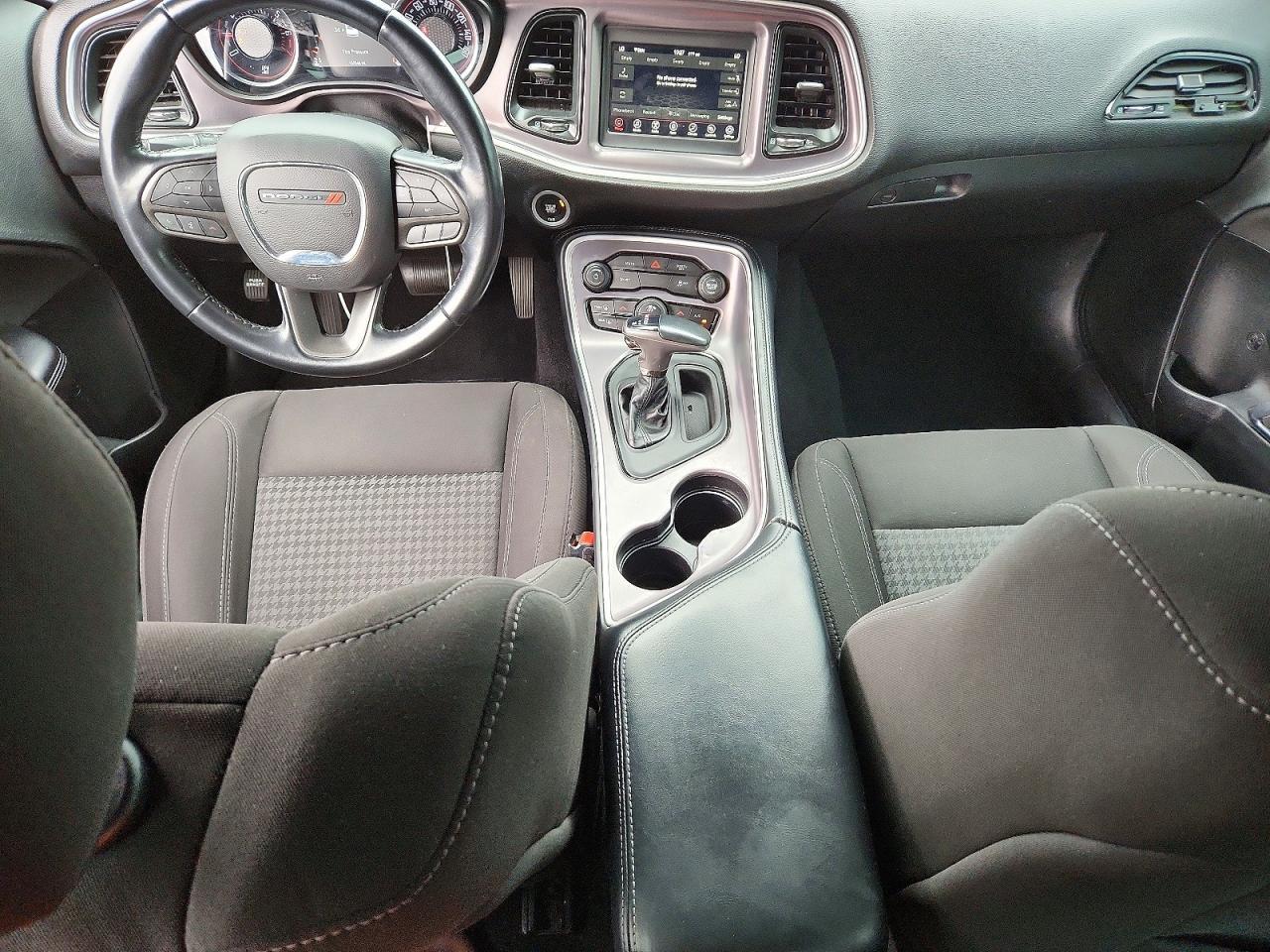 2021 Dodge Challenger Sxt - zdjęcie 8