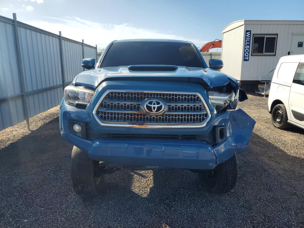 2019 Toyota Tacoma Sr V6 - zdjęcie 5