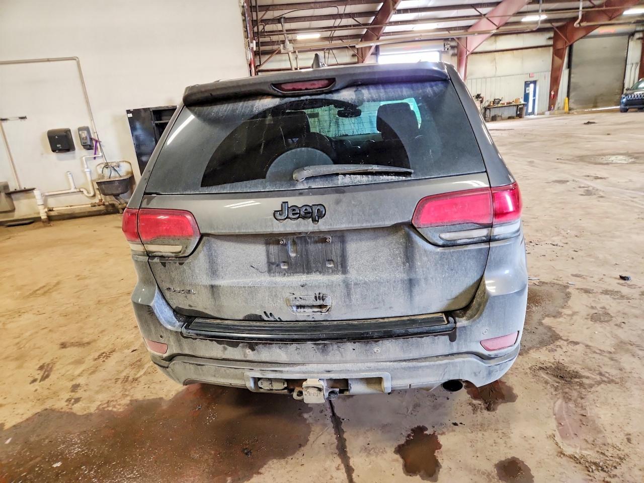2017 Jeep Grand Cherokee Laredo - zdjęcie 6