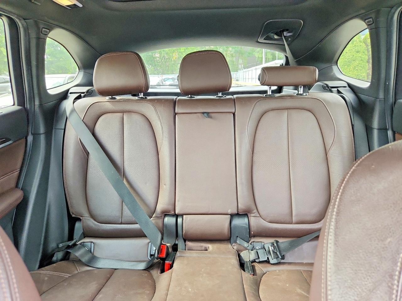 2016 BMW X1 xDrive28I - zdjęcie 10