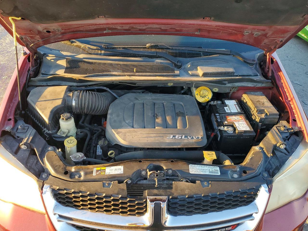 2014 Dodge Grand Caravan Sxt - zdjęcie 12
