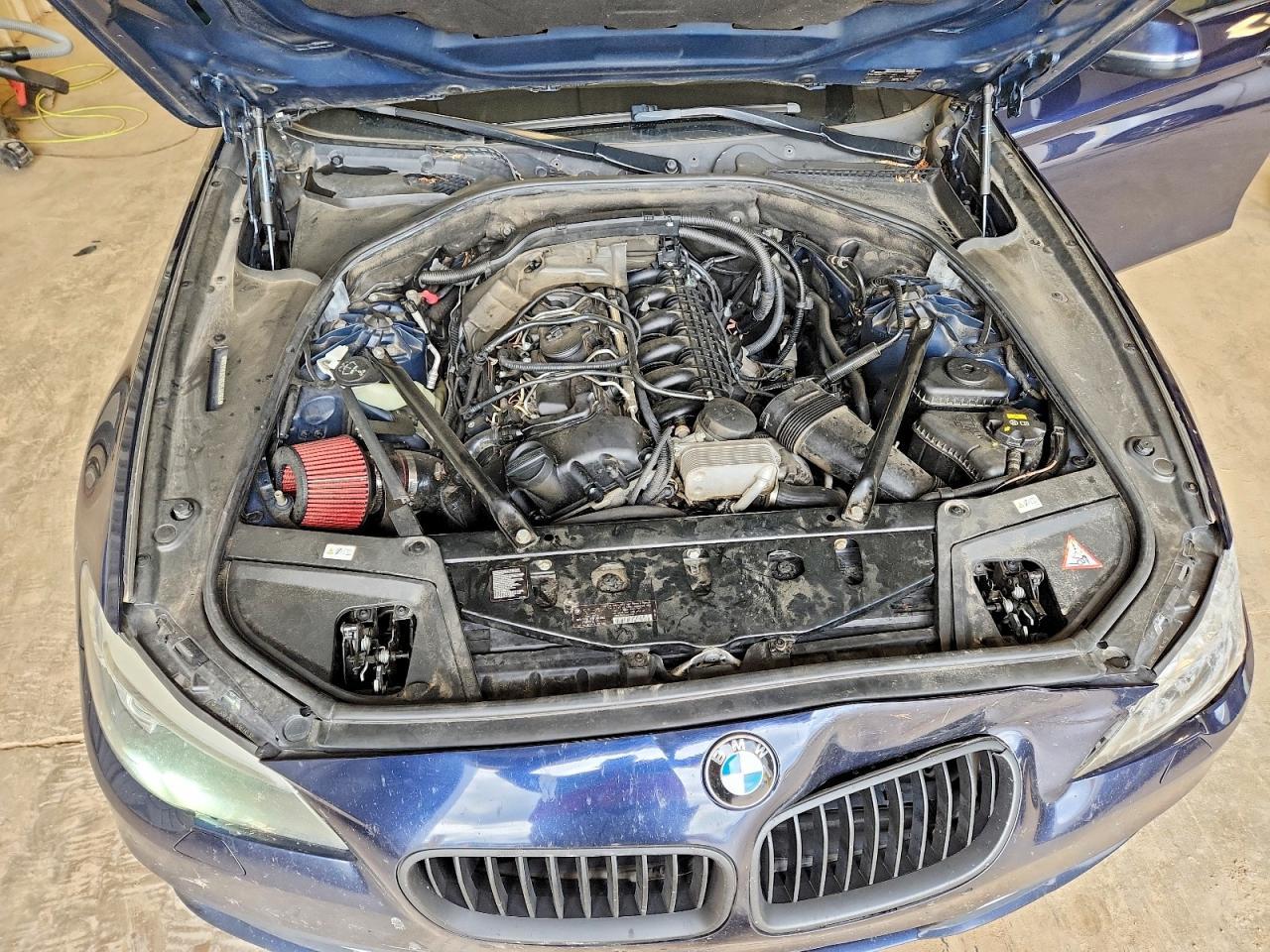 2014 BMW Seria 5 535i - zdjęcie 11