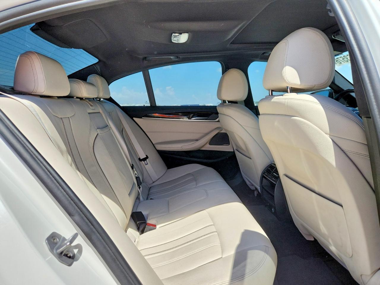 2018 BMW 540 I - zdjęcie 10