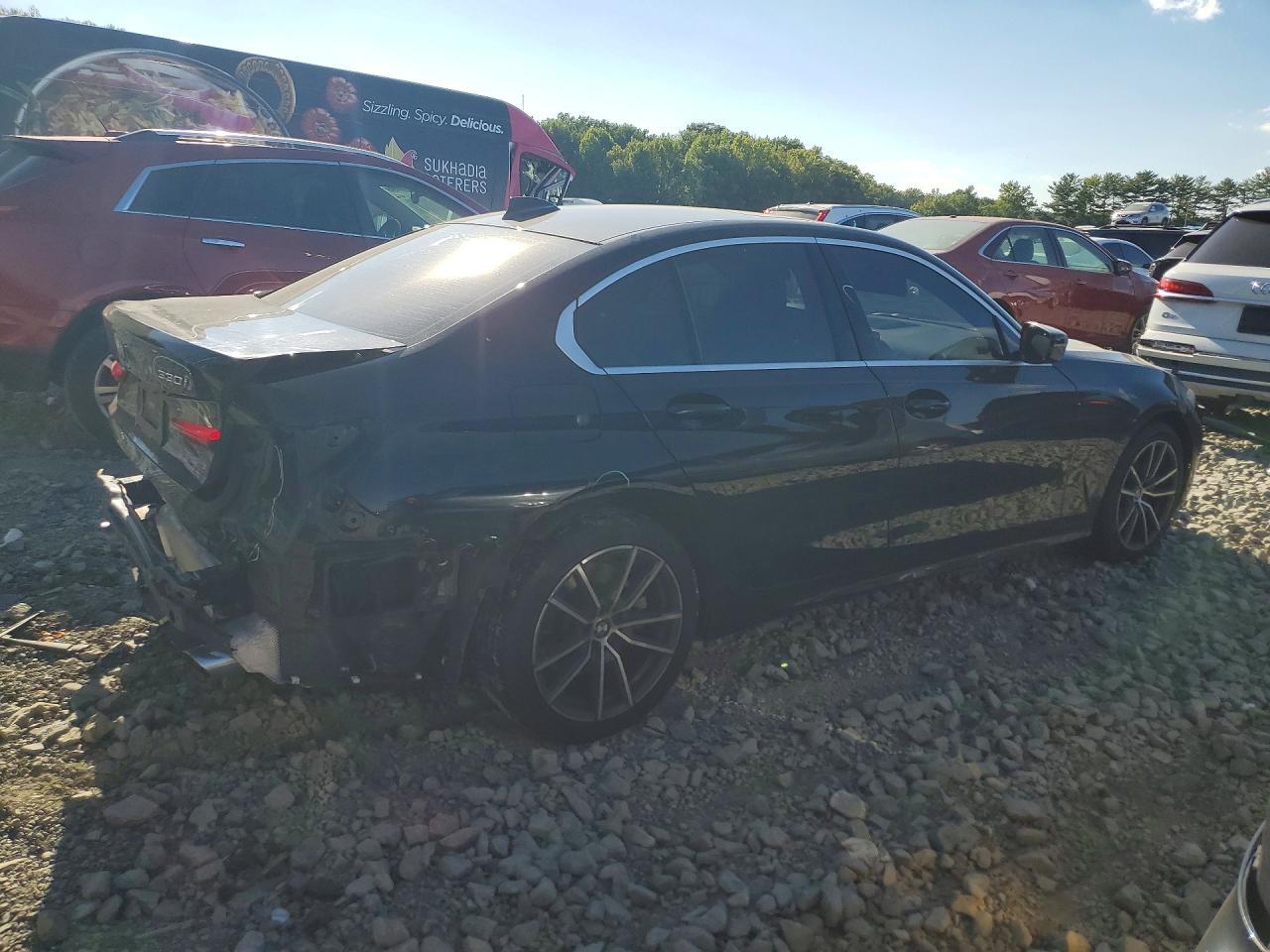 2020 BMW Seria 3 330i - zdjęcie 3