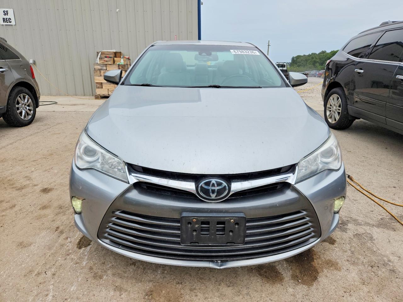 2017 Toyota Camry Xle - zdjęcie 5