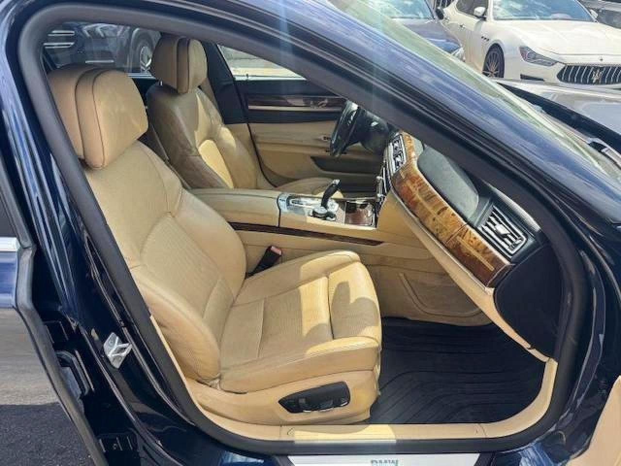 2015 BMW Seria 7 Alpina B7 - zdjęcie 7