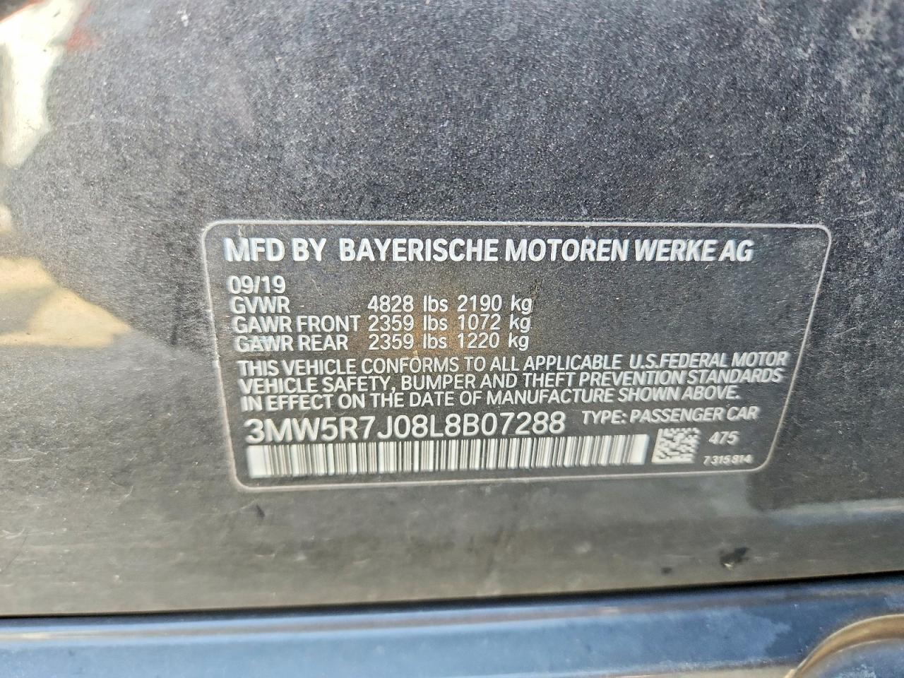 2020 BMW Seria 3 330i - zdjęcie 12