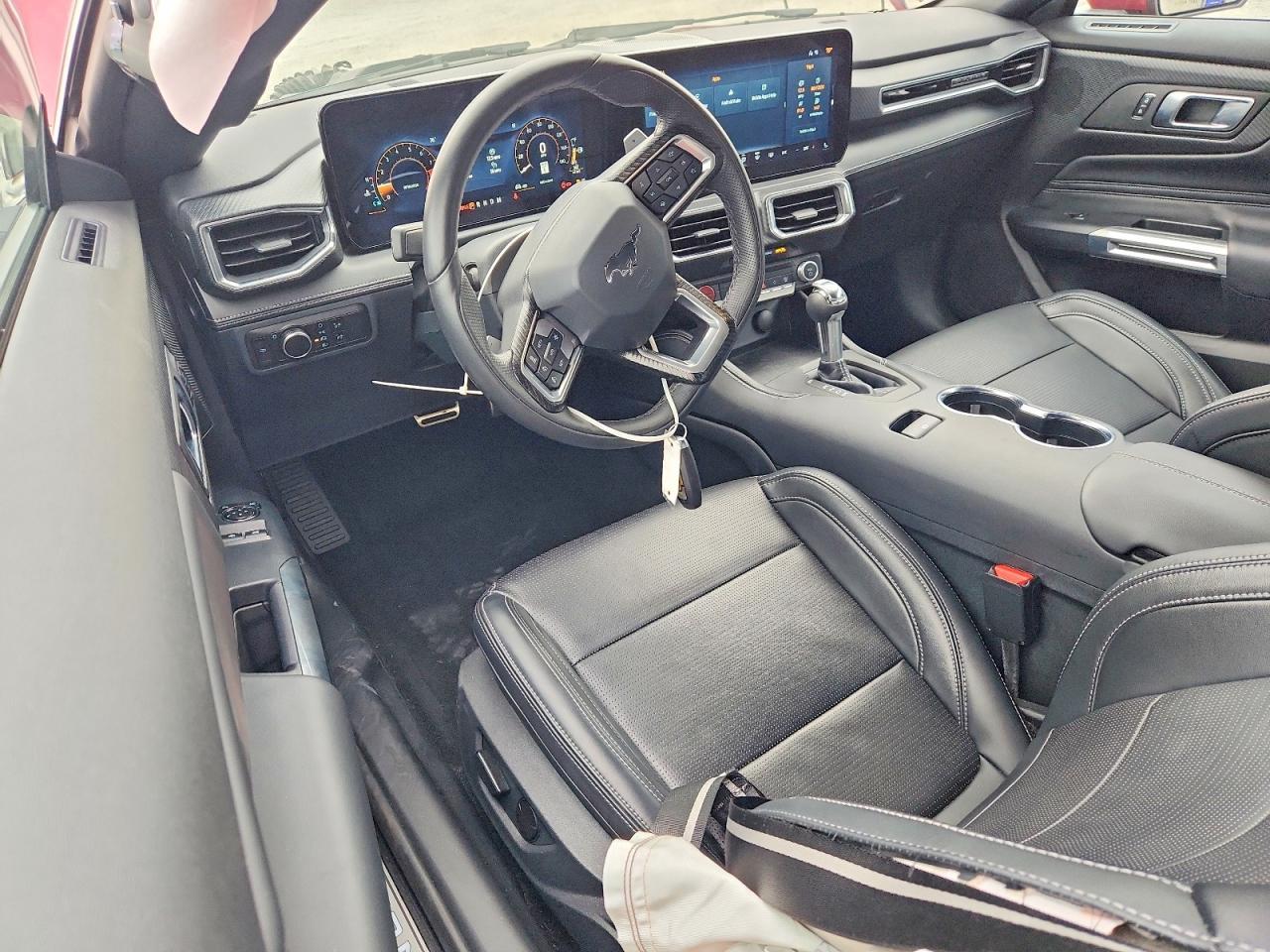 2025 Ford Mustang Gt - zdjęcie 8