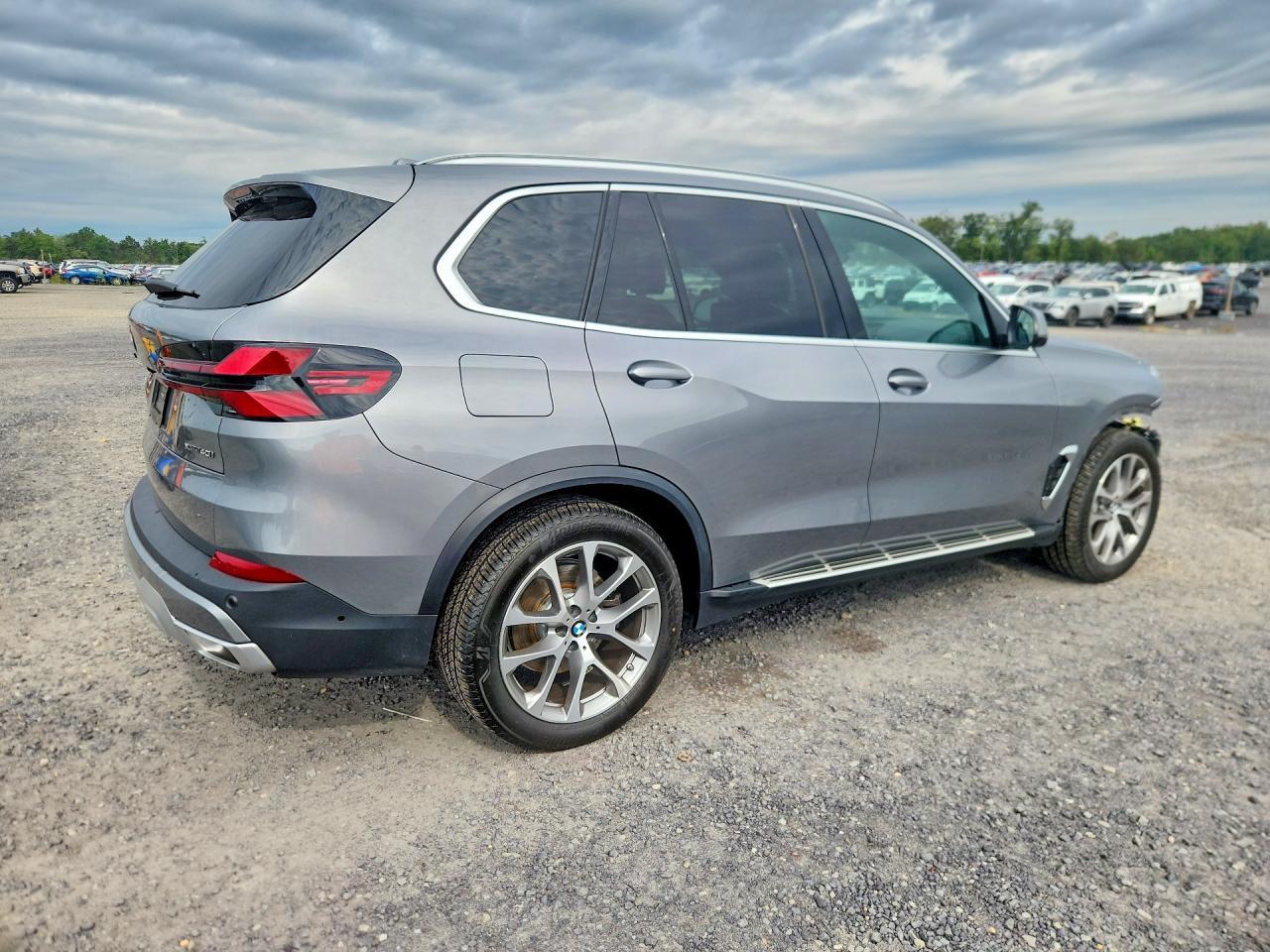 2024 BMW X5 xDrive40I - zdjęcie 3