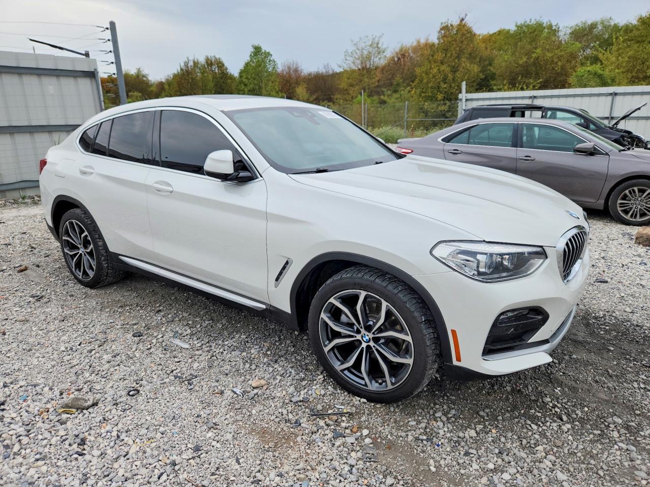 2021 BMW X4 xDrive30I - zdjęcie 4