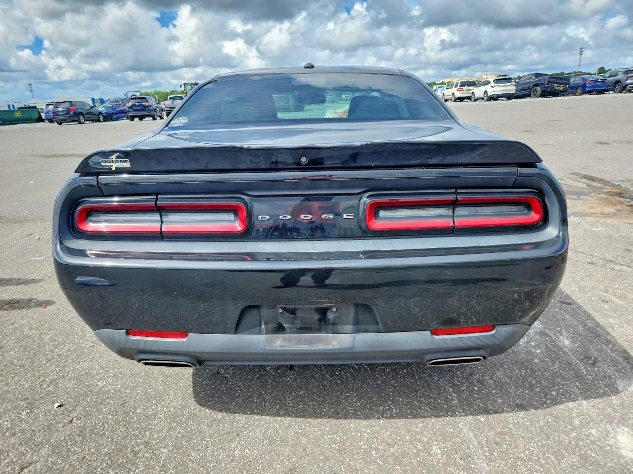 2020 Dodge Challenger Sxt - zdjęcie 6