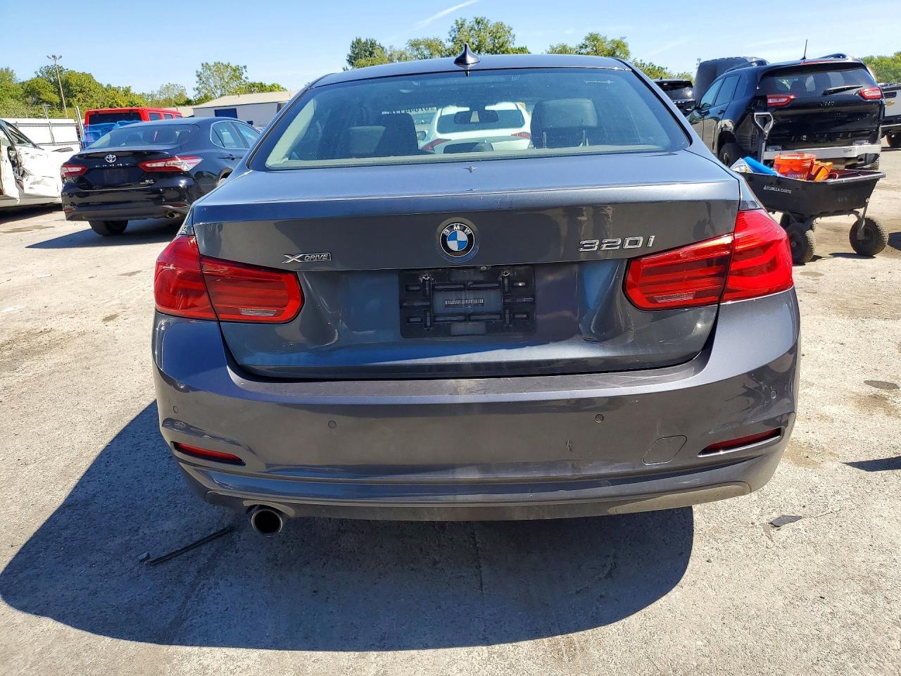 2018 BMW Seria 3 320i - zdjęcie 6