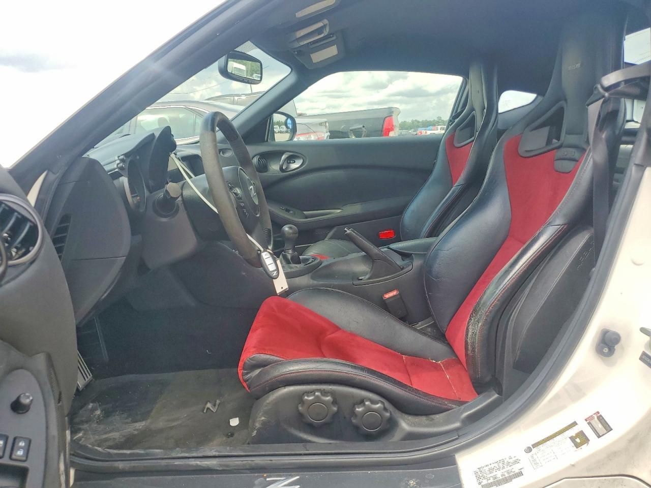 2016 Nissan 370Z Nismo Tech - zdjęcie 7