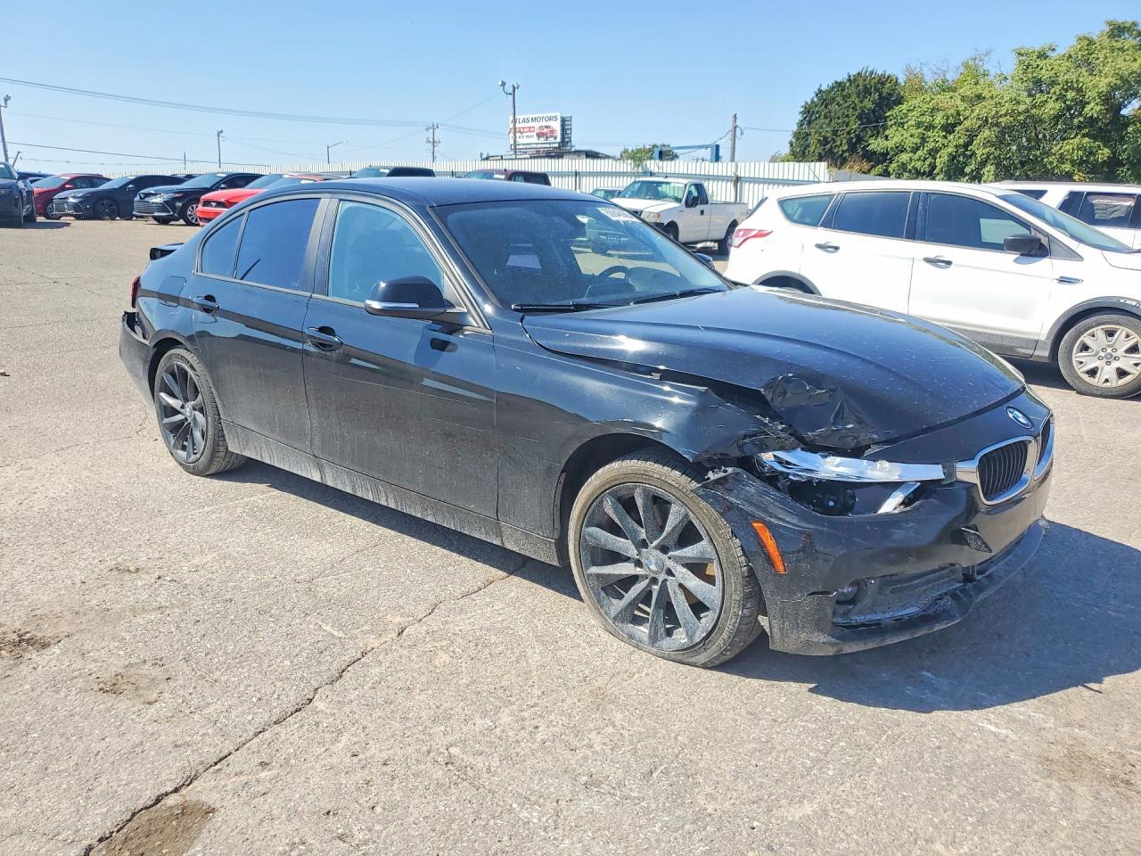 2018 BMW 320 I - zdjęcie 4