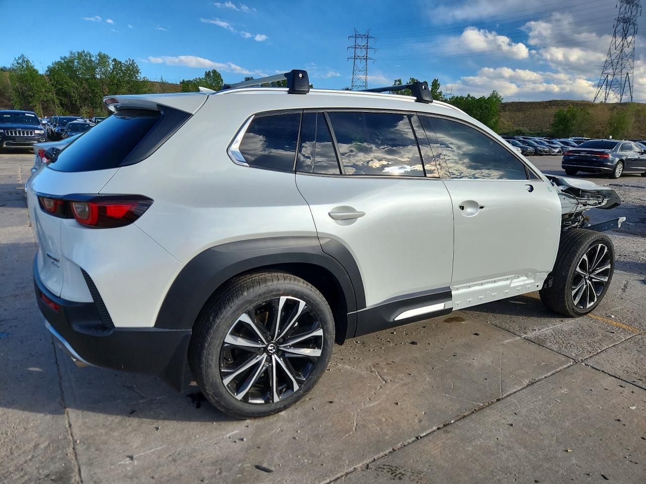 2025 Mazda Cx-50 Premium - zdjęcie 3