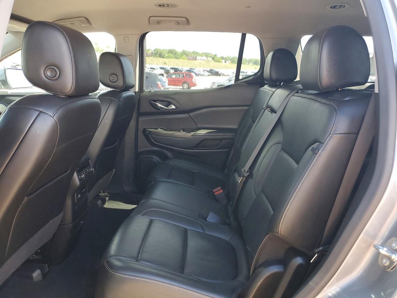 2023 GMC Acadia Slt - zdjęcie 10