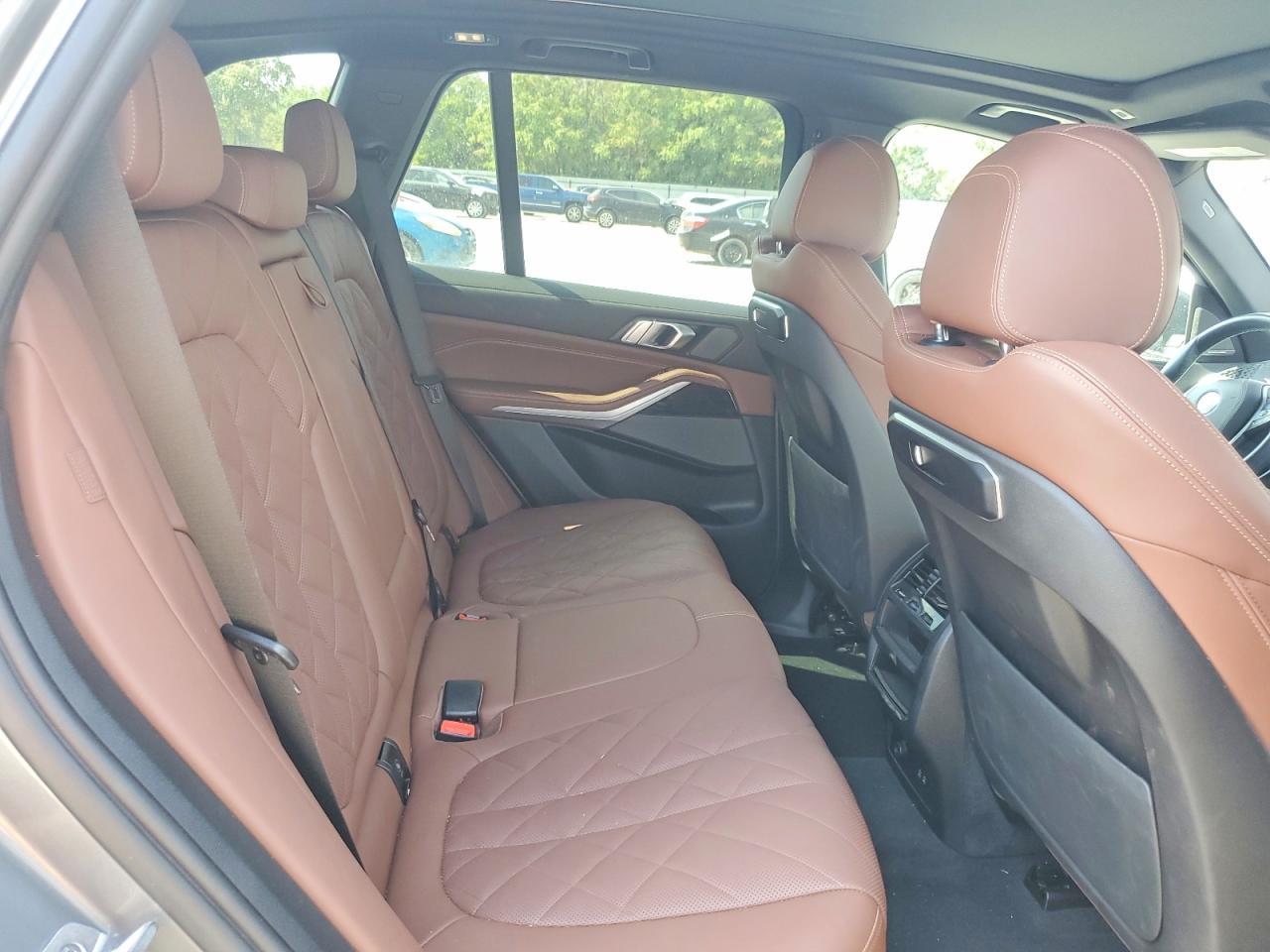 2024 BMW X5 xDrive40I - zdjęcie 10