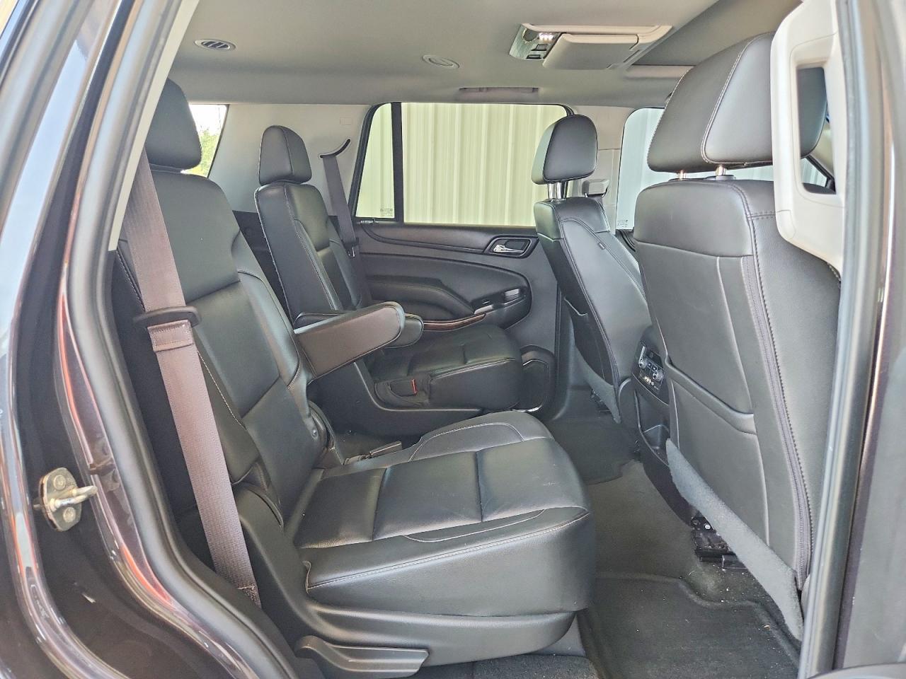 2016 Chevrolet Tahoe K1500 Lt - zdjęcie 11
