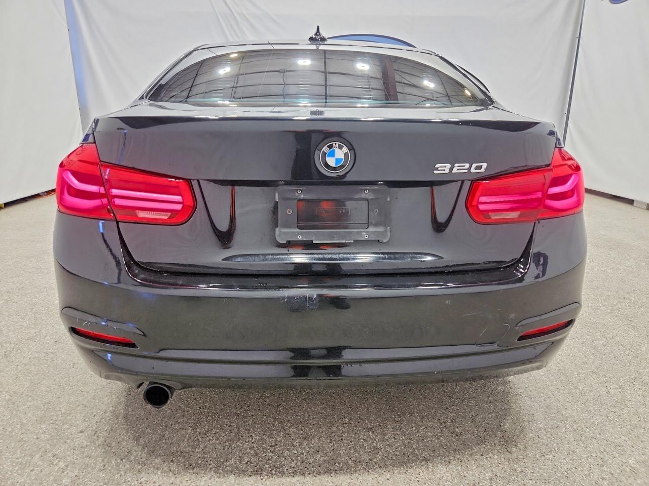 2017 BMW 320 I - zdjęcie 6