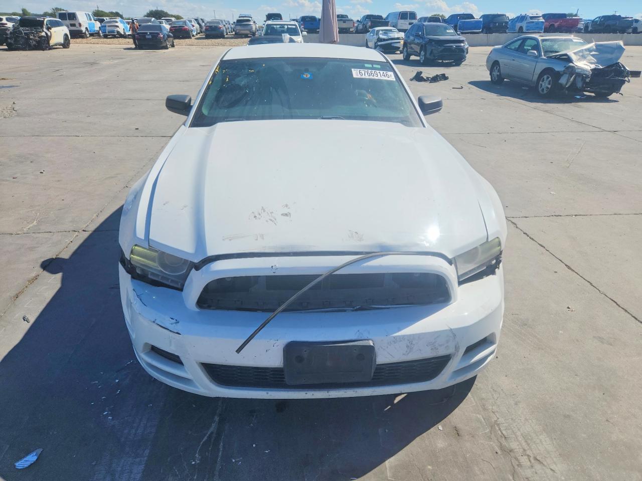 2014 Ford Mustang - zdjęcie 5