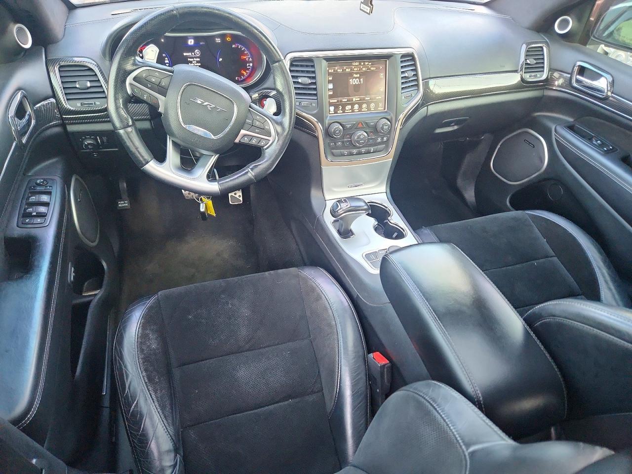 2015 Jeep Grand Cherokee Srt-8 - zdjęcie 8
