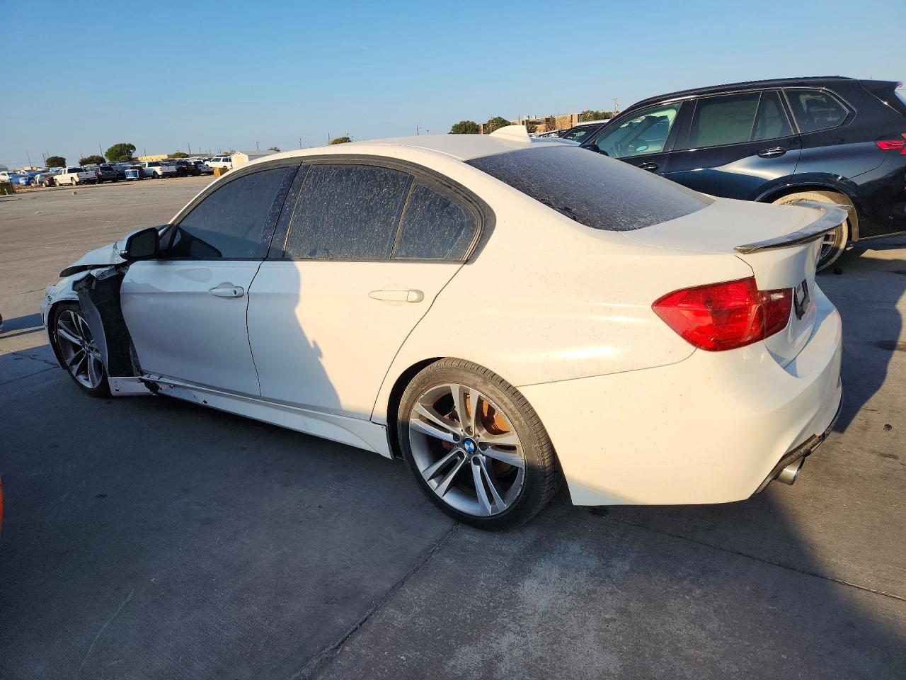 2014 BMW 328 I - zdjęcie 2