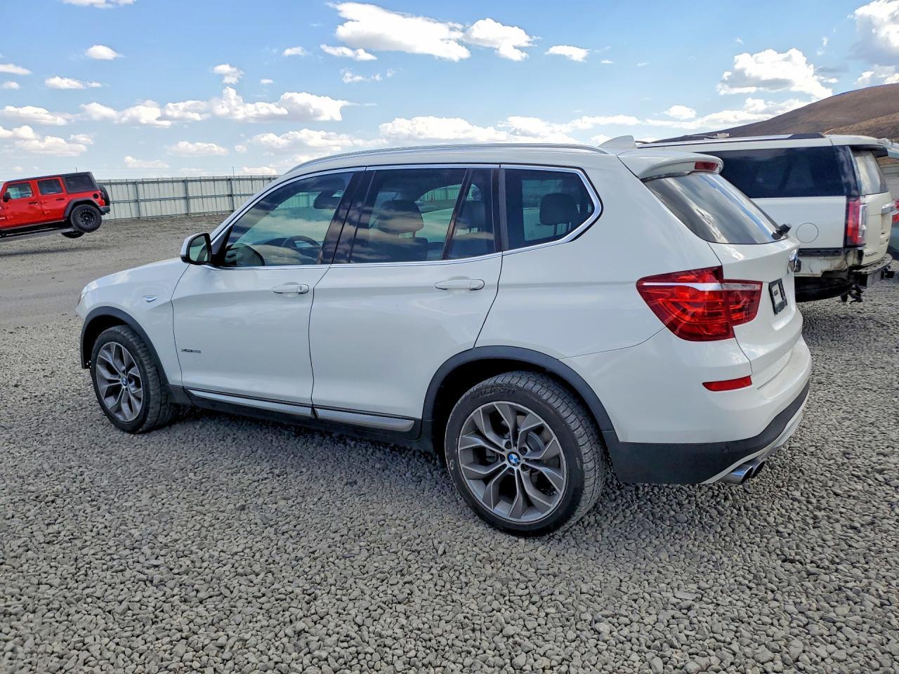 2015 BMW X3 xDrive28I - zdjęcie 2
