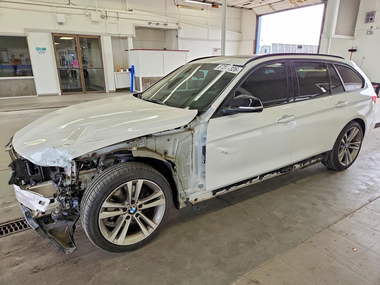 2014 BMW 328 Xi - zdjęcie główne