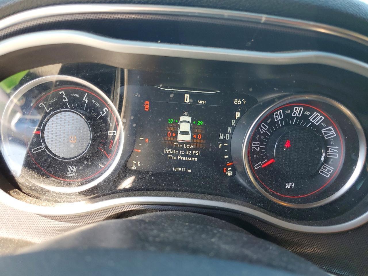 2017 Dodge Challenger Sxt - zdjęcie 9