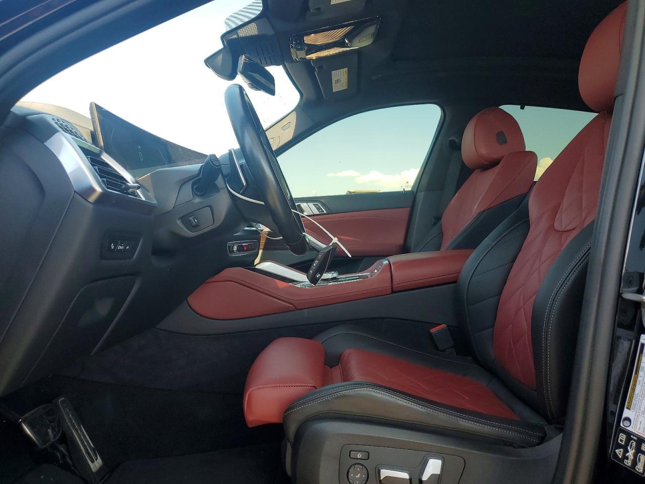 2025 BMW X6 xDrive40I - zdjęcie 7