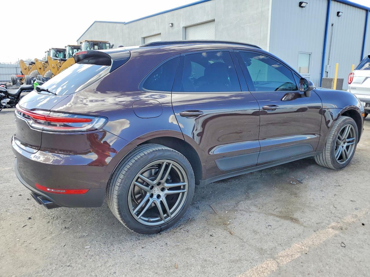 2021 Porsche Macan - zdjęcie 3