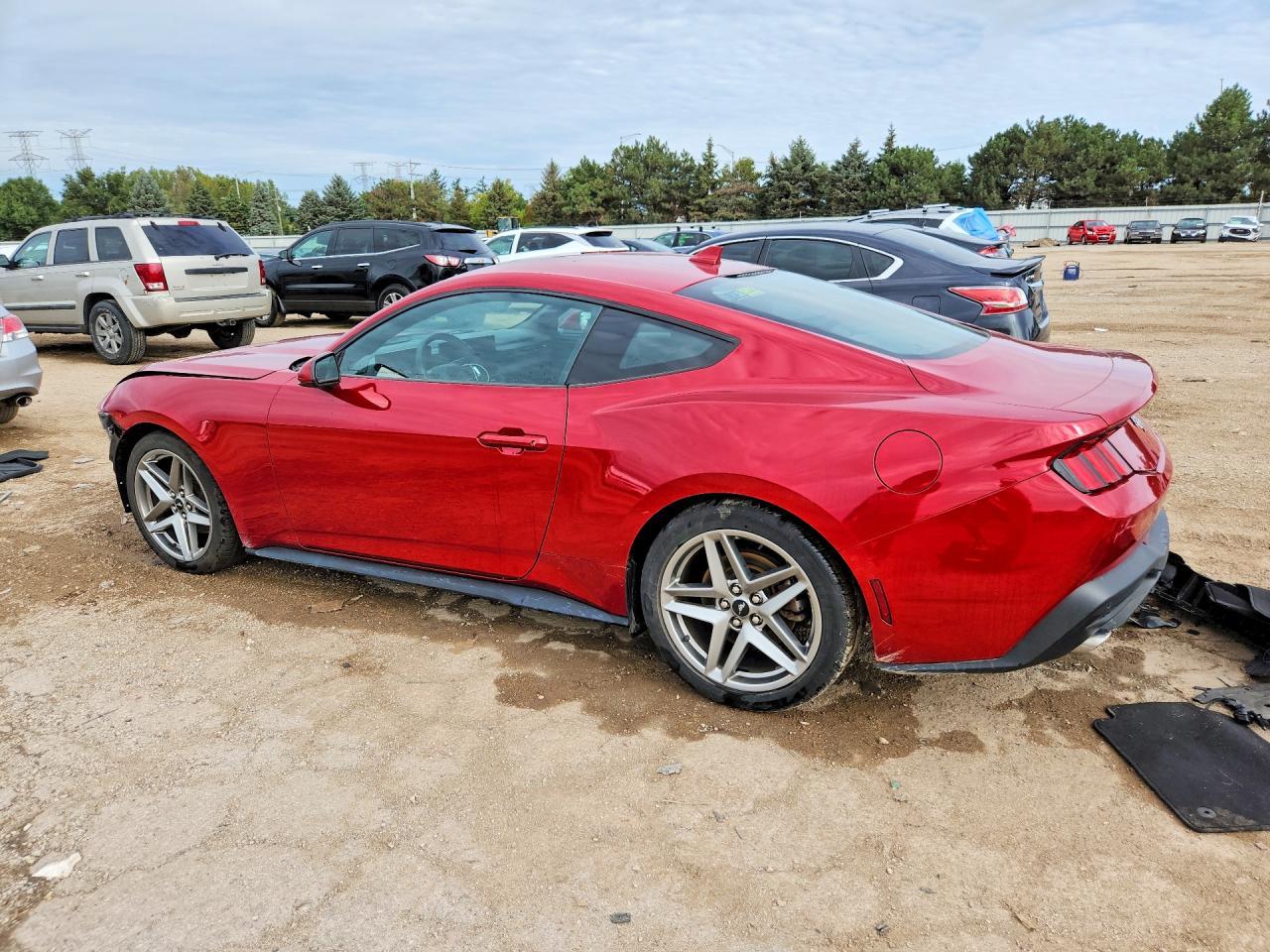 2024 Ford Mustang - zdjęcie 2